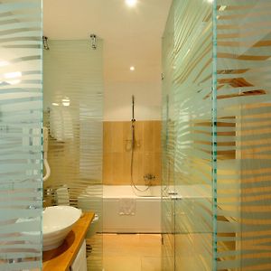Triple Room Sea View
